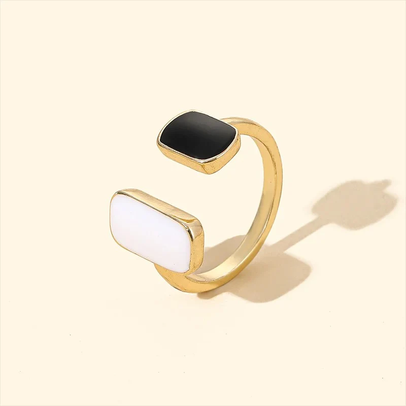 Geometric Dripping Shapes Ring - Image 3
