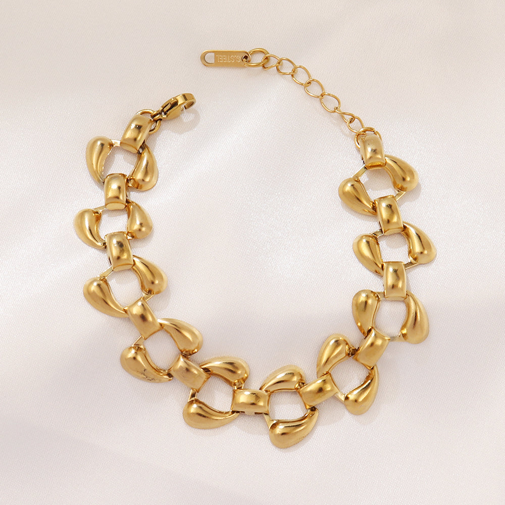 Gold Heart & Bow Chain Bracelet - Image 3