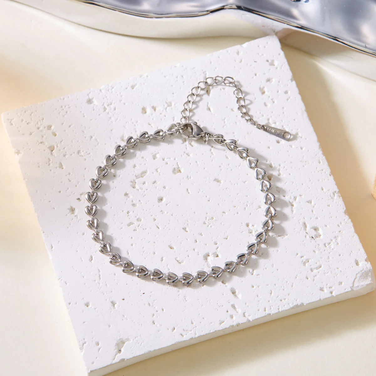 Gold Heart Link Bracelet - Image 3
