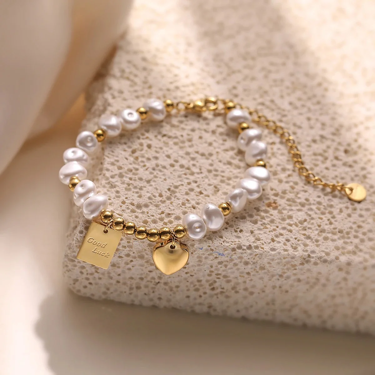 "Good Luck" Tagged Pearl Bracelet - Image 3