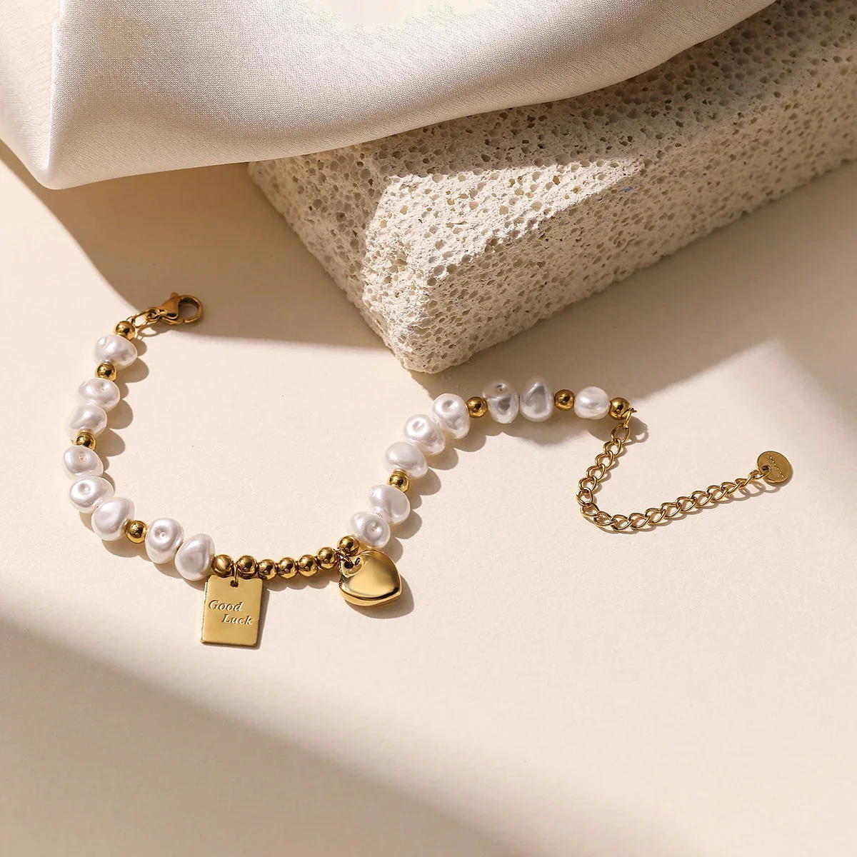 "Good Luck" Tagged Pearl Bracelet - Image 5