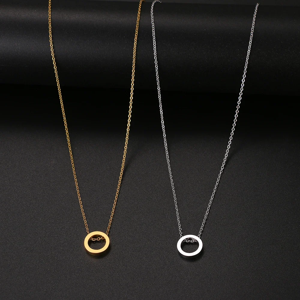 Hollow Circle Necklace - Image 2