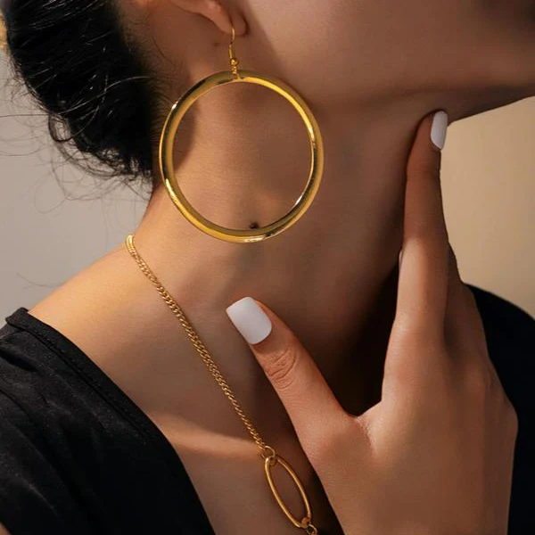 Hollow Geometric Necklace and Earring Set - Image 3