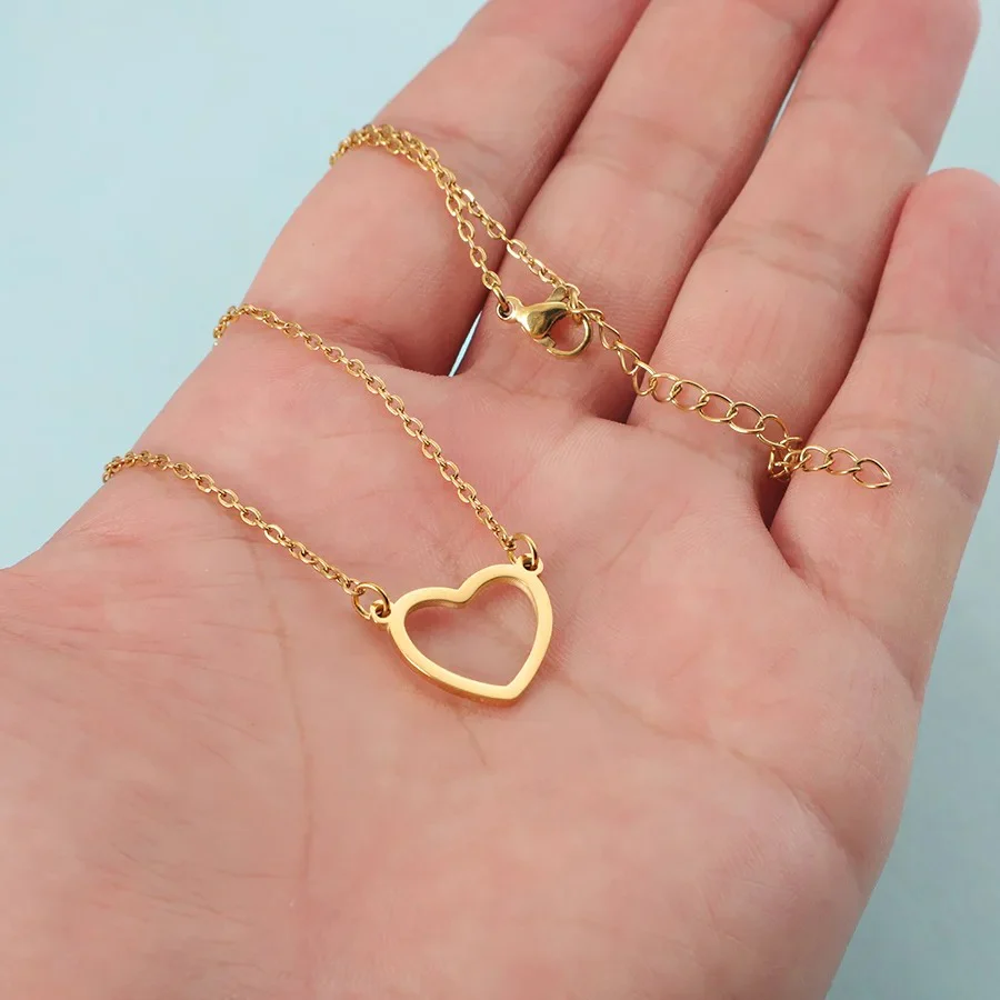 Hollow Heart Necklace - Image 5