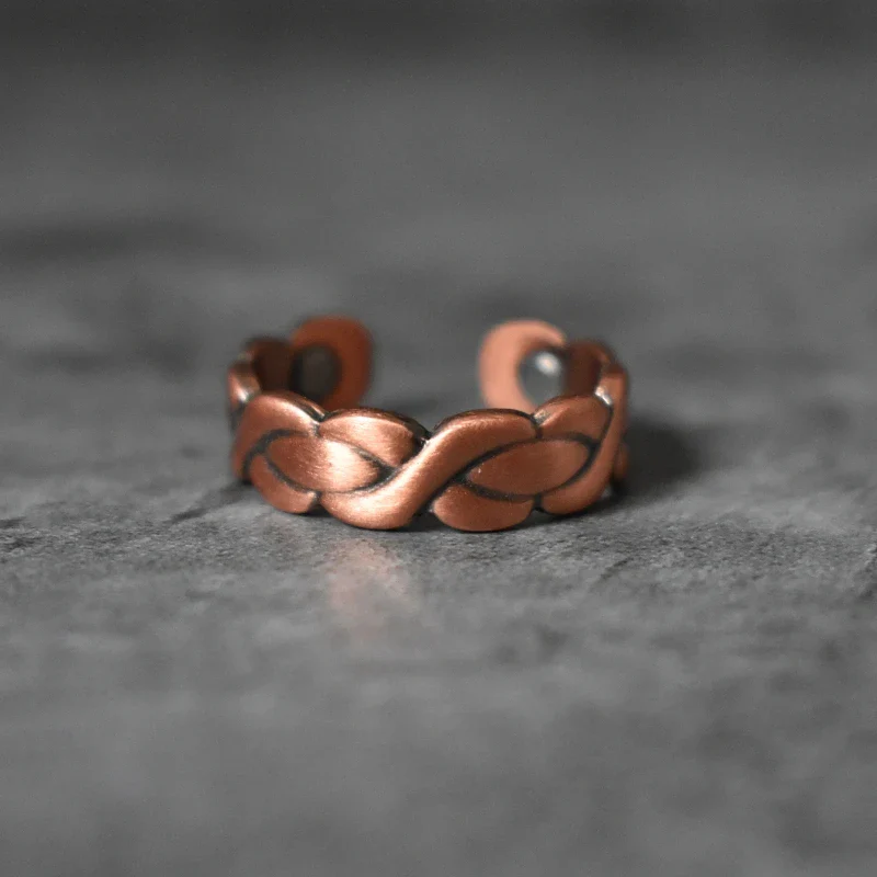 Intertwined Magnetic Copper Ring - Image 4