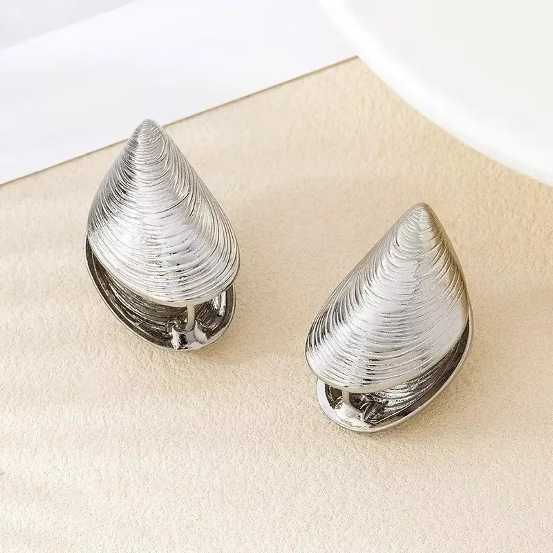 Irregular Shell Stud Earrings - Image 3