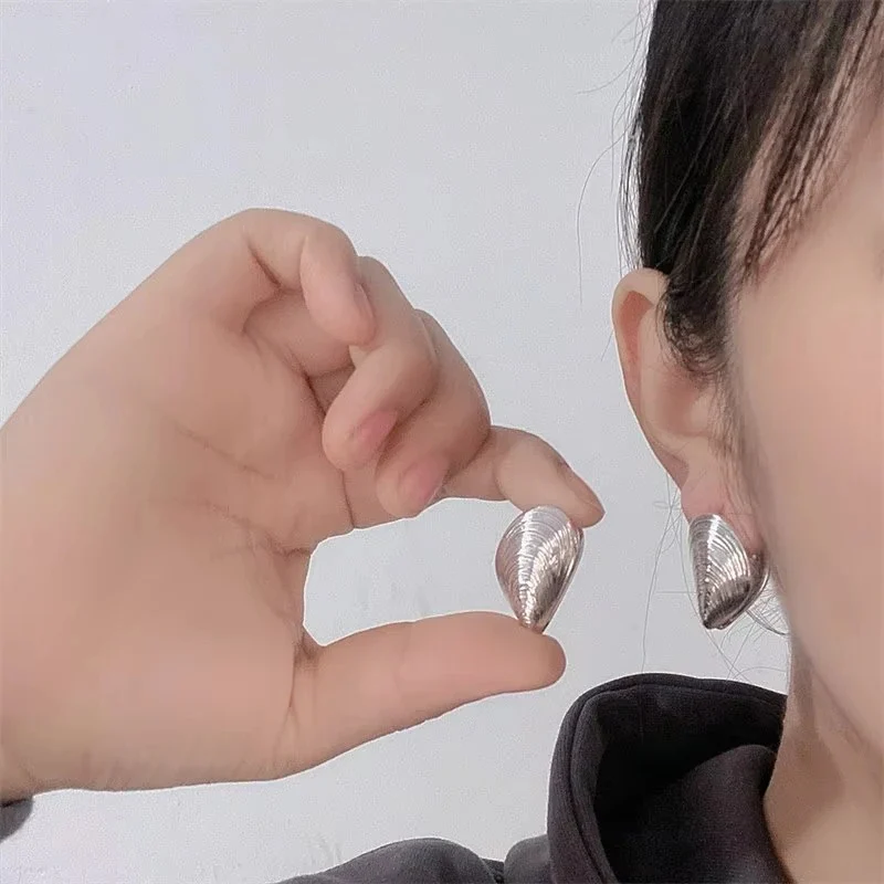 Irregular Shell Stud Earrings - Image 7