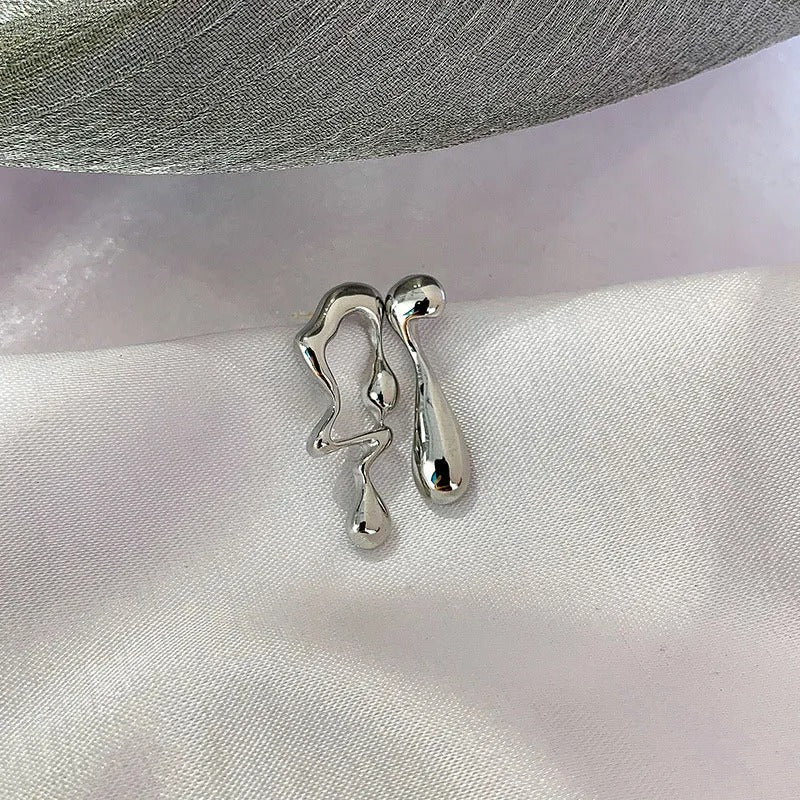 Irregular Water Drop Stud Earrings - Image 3