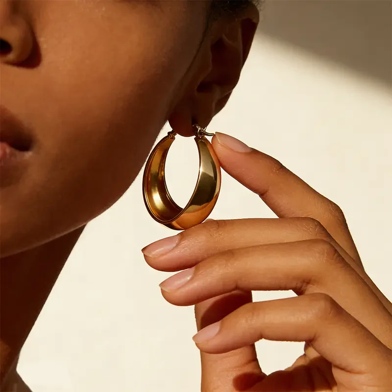 Large Hoop Earrings Classic - Image 3