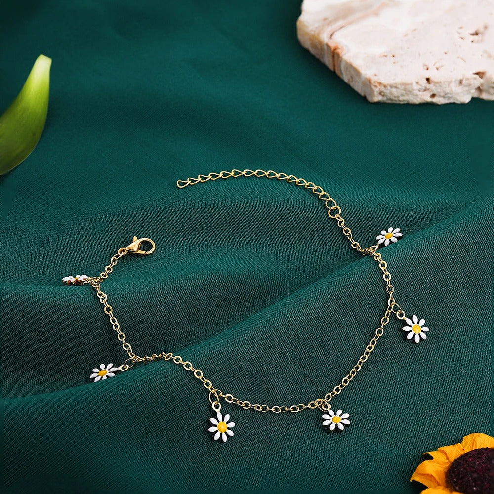 Layered Daisy Flower Anklet Set - Image 4