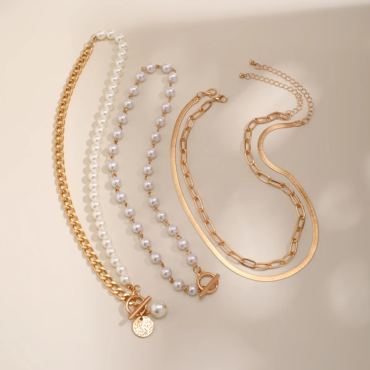 Layered Pearl and Chain Choker Necklace - Image 2