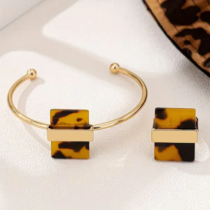 Leopard Print Bracelet & Ring Set - Image 2
