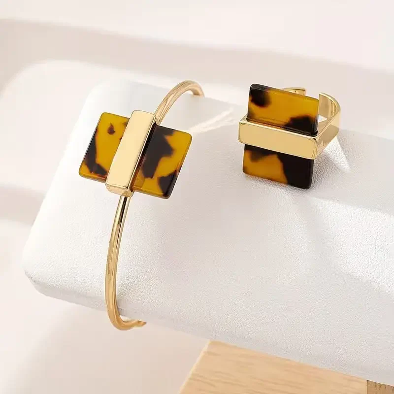 Leopard Print Bracelet & Ring Set - Image 5