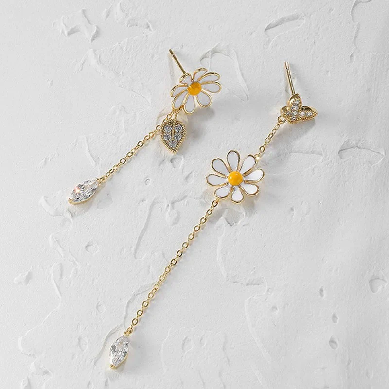 Long Daisy Asymmetrical Earrings - Image 6
