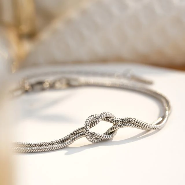 Love Knot Bracelet - Image 7