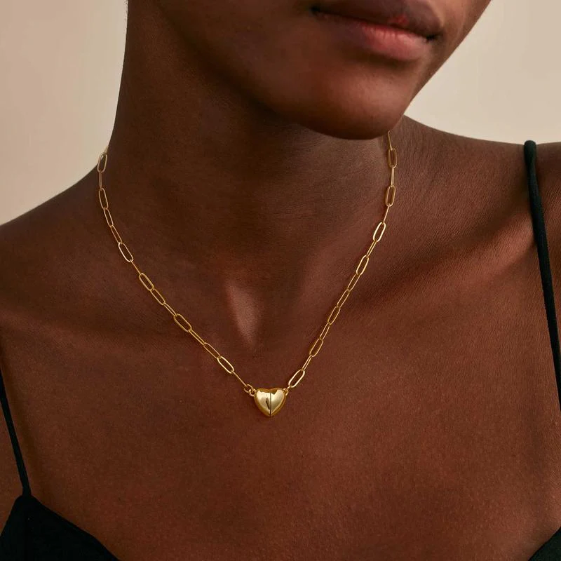 Magnetic Heart Necklace - Image 3
