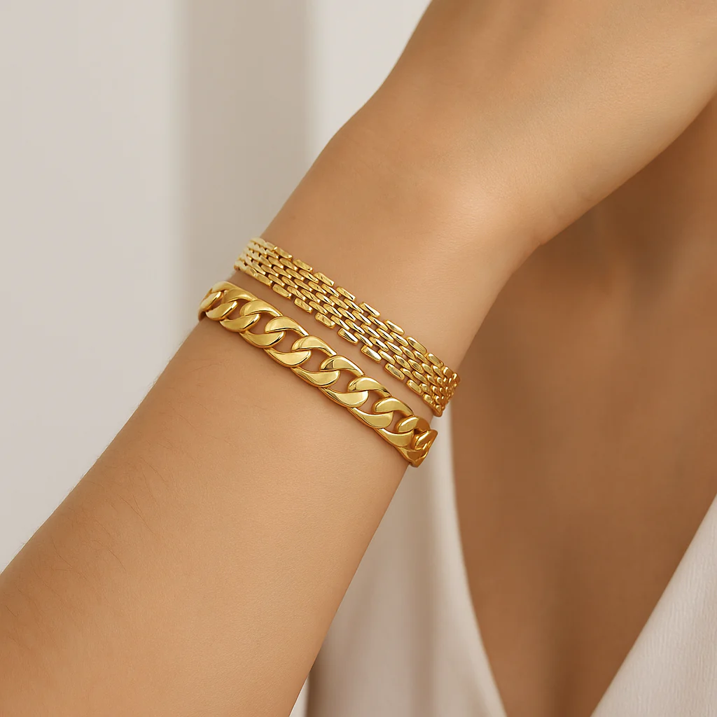 Minimal Chunky Bracelet - Image 4