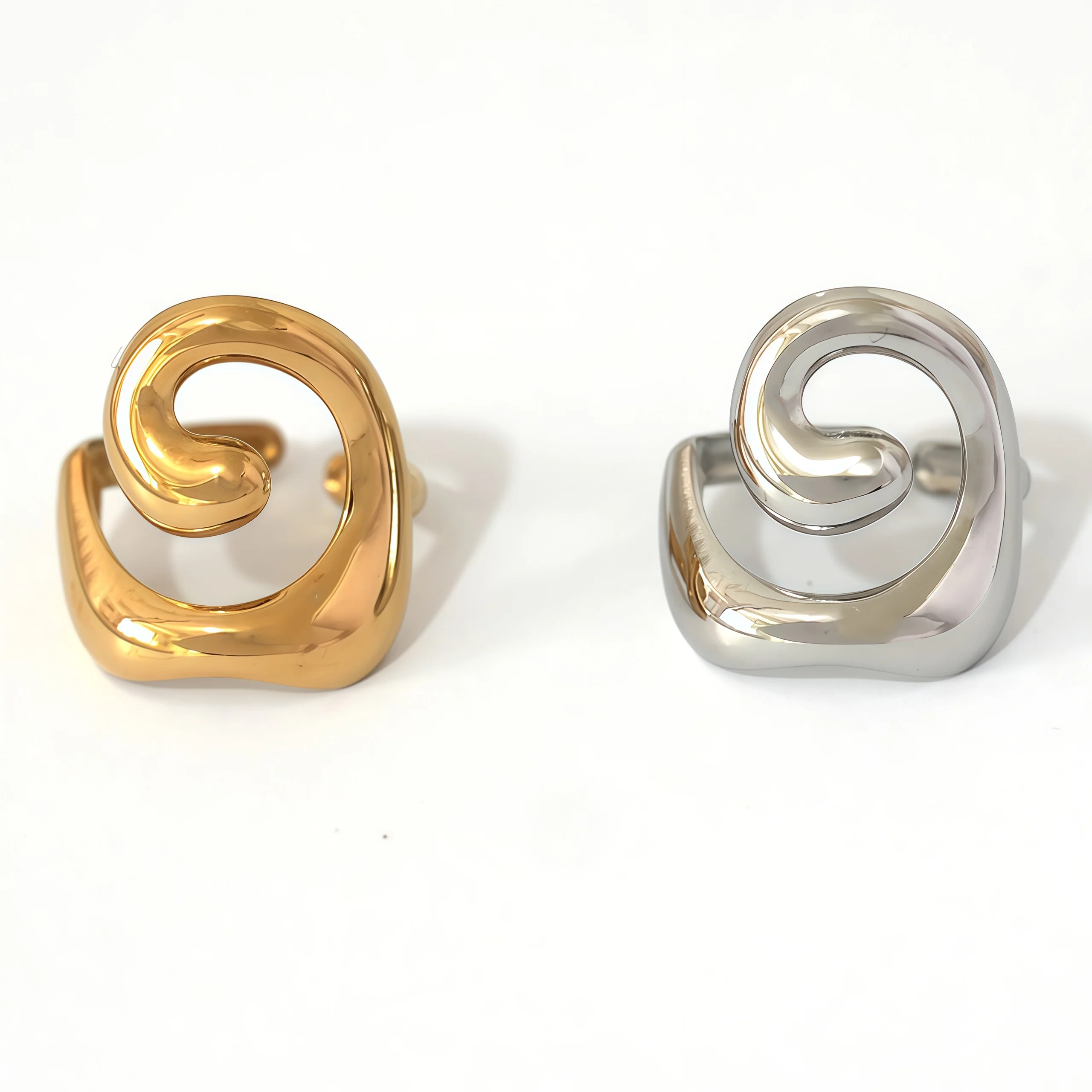 Minimalist 18K Gold Plated Opening Ring - Image 2