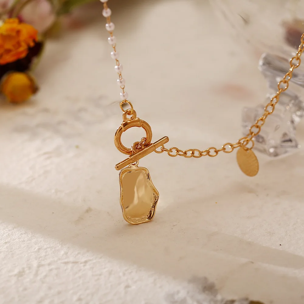 Minimalist Alloy Clavicle Necklace - Image 3