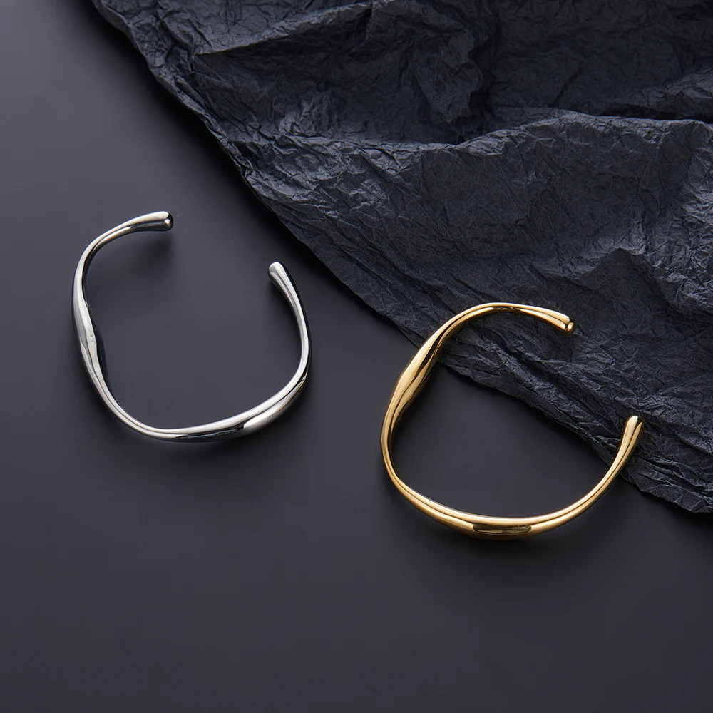 Minimalist Wave Open Cuff Bracelet - Image 3