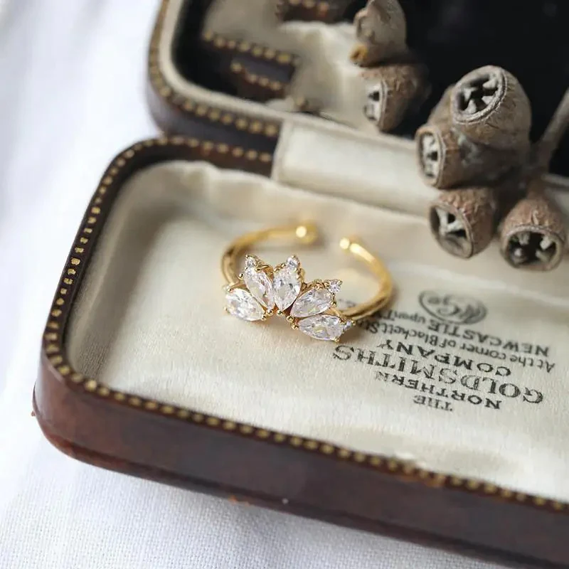 Open Petal Crown Ring - Image 4