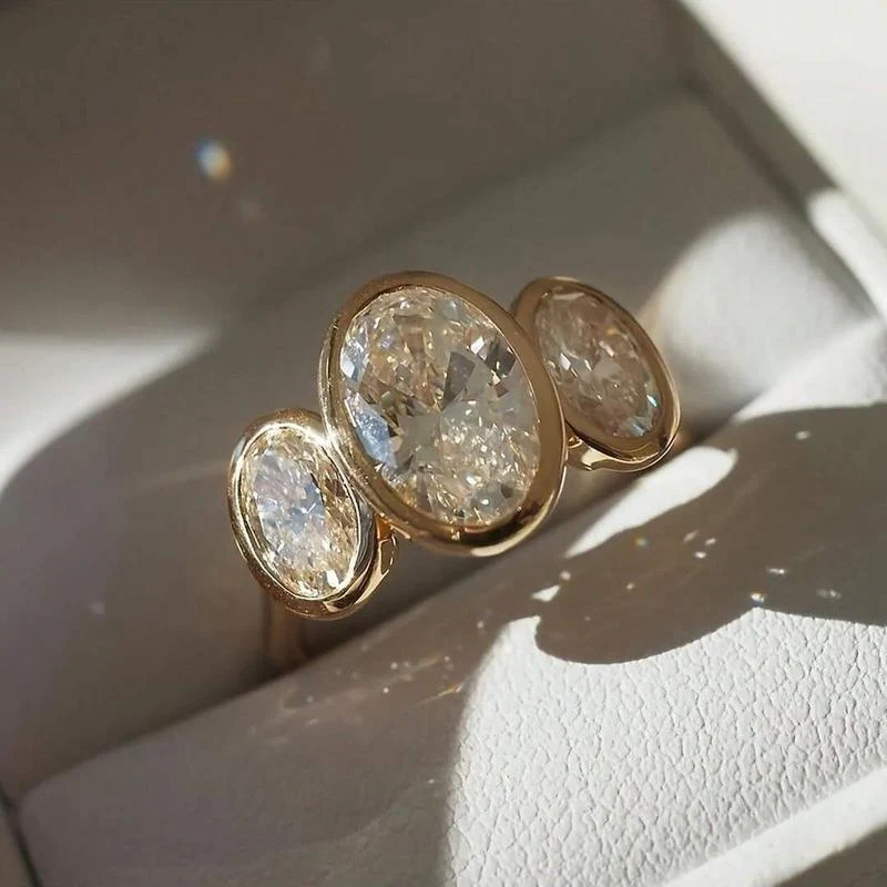 Oval Diamond Ring