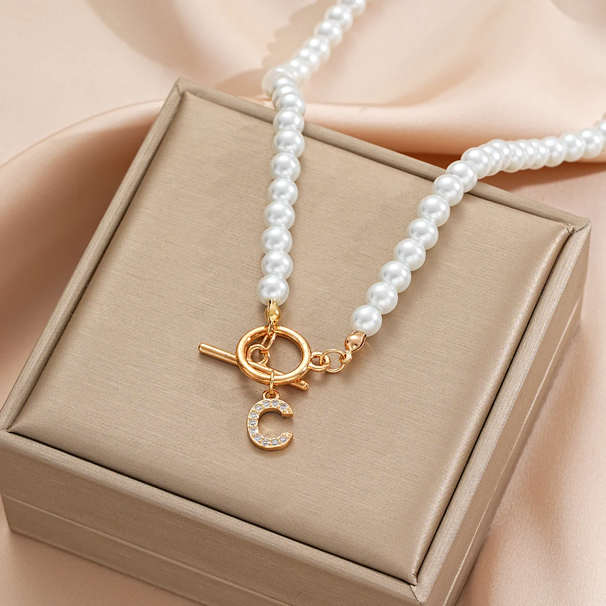 Pearl Beaded Alphabet Keychain - Image 10