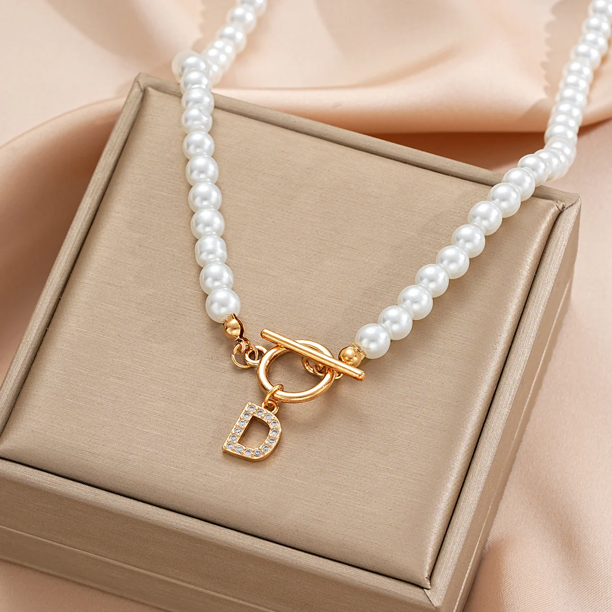 Pearl Beaded Alphabet Keychain - Image 8