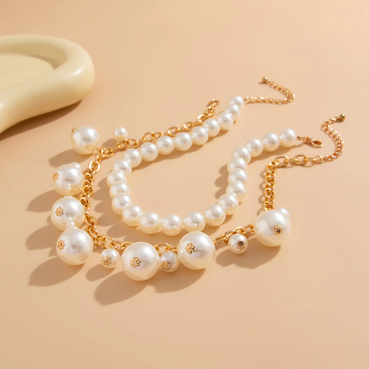 Pearl Chain Choker Necklace - Image 3