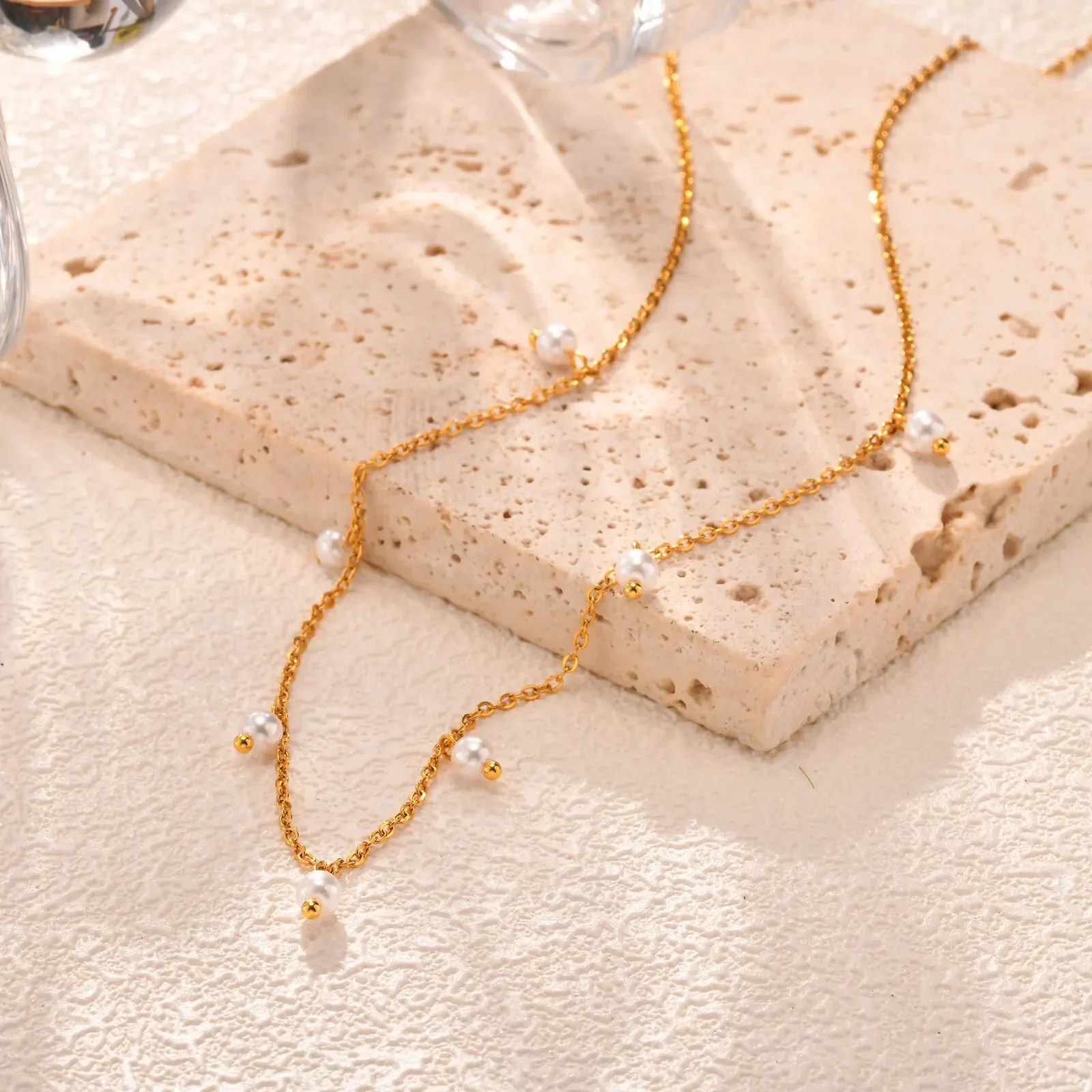 Pearl Choker Necklace - Image 3
