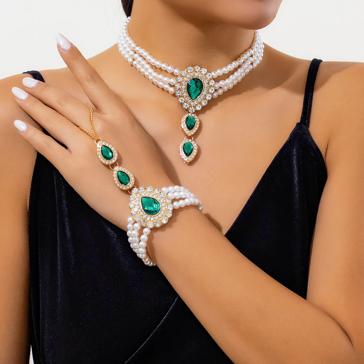 Pearl & Crystal Charm Choker Necklace