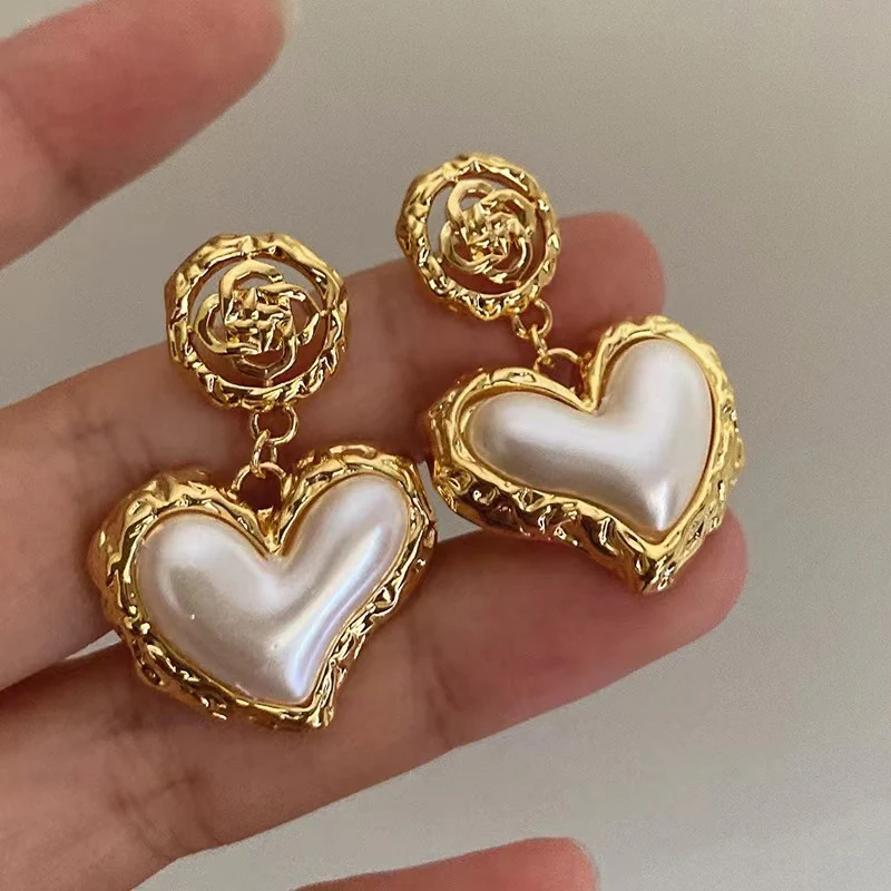 Pearl Heart Flower Drop Earrings - Image 2