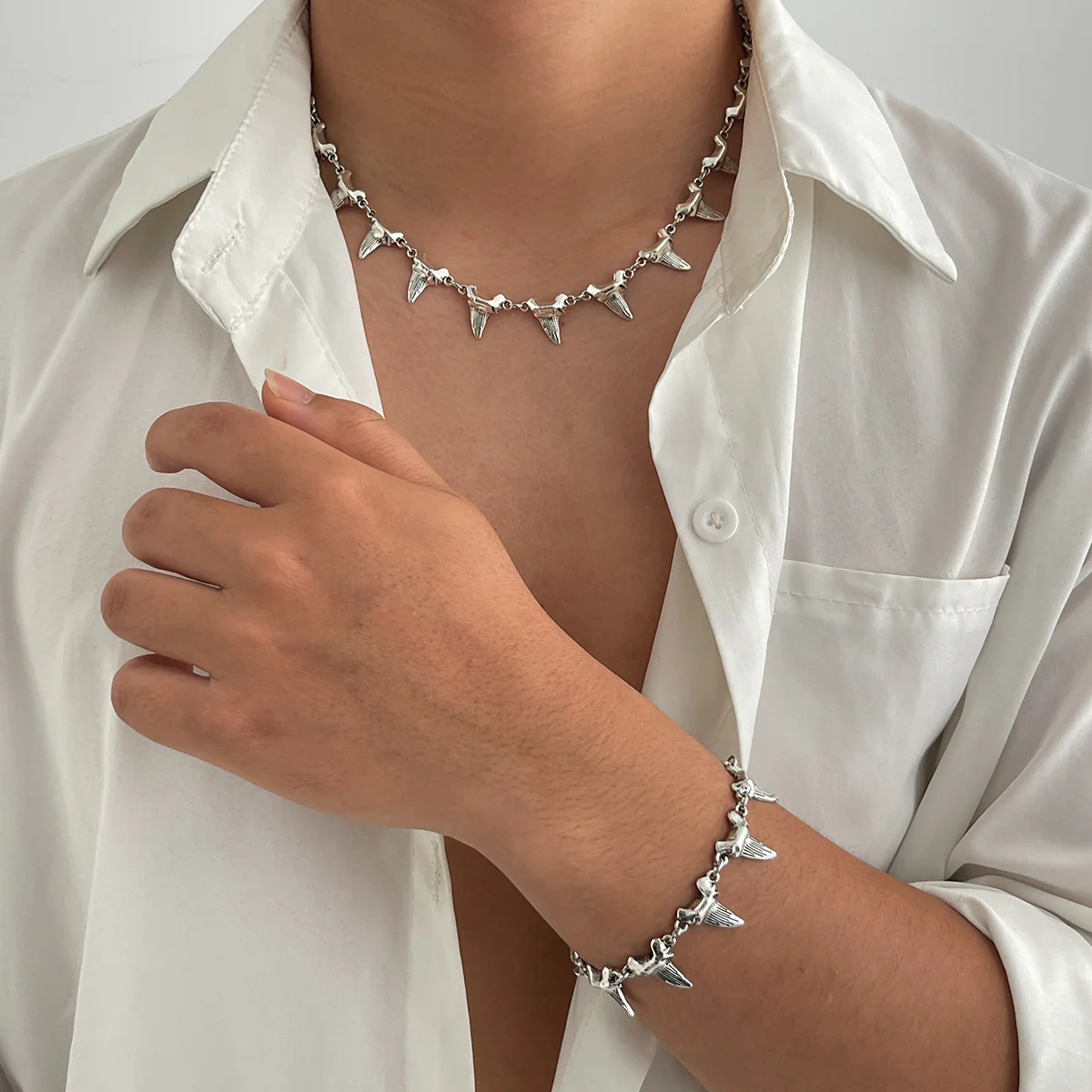 Punk Rivet Spike Choker & Bracelet Set - Image 2