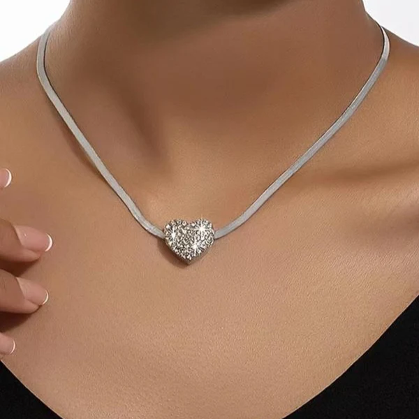 Rhinestone Heart Necklace - Image 2