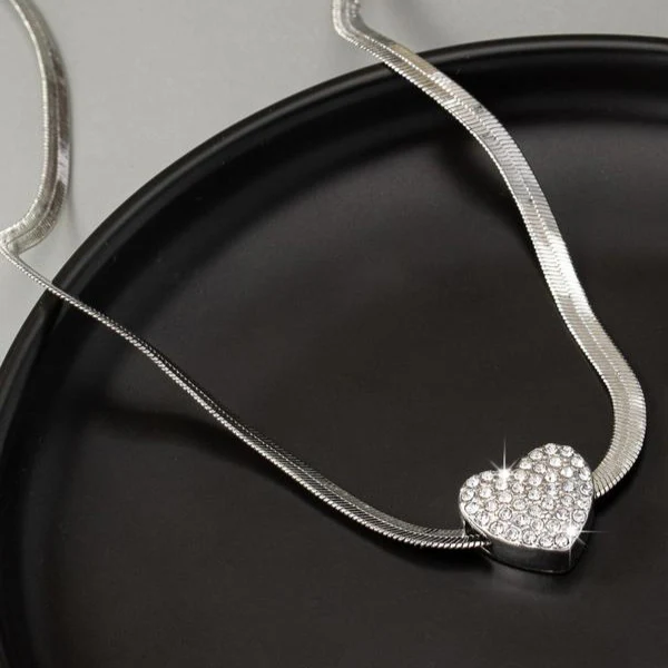 Rhinestone Heart Necklace - Image 4