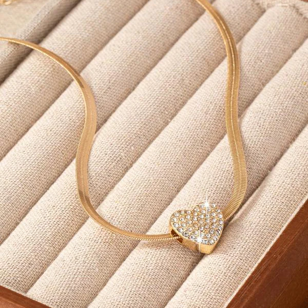 Rhinestone Heart Necklace - Image 5