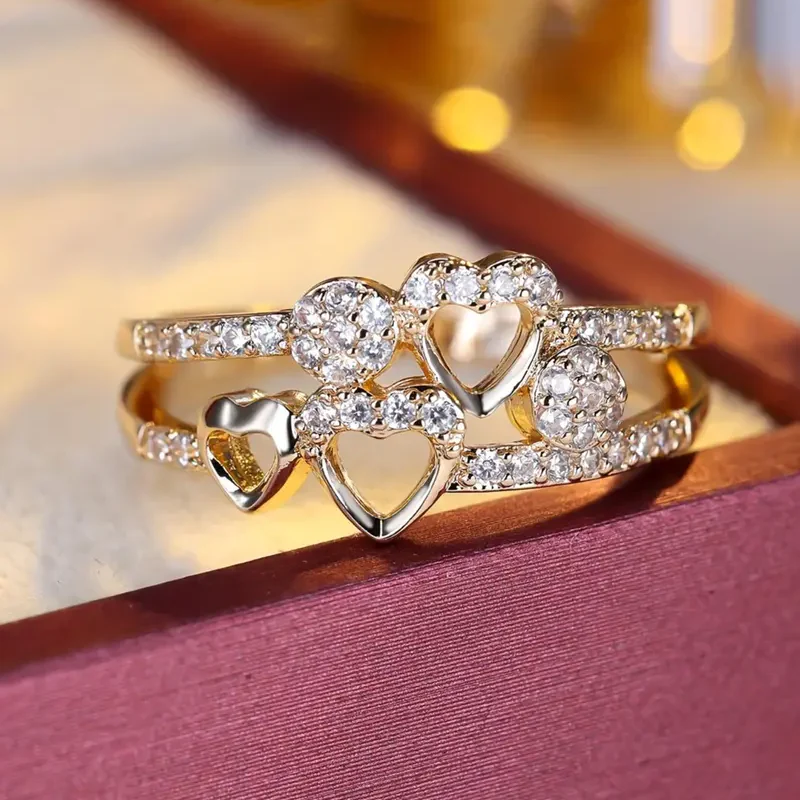 Rhinestone Heart Ring - Image 3