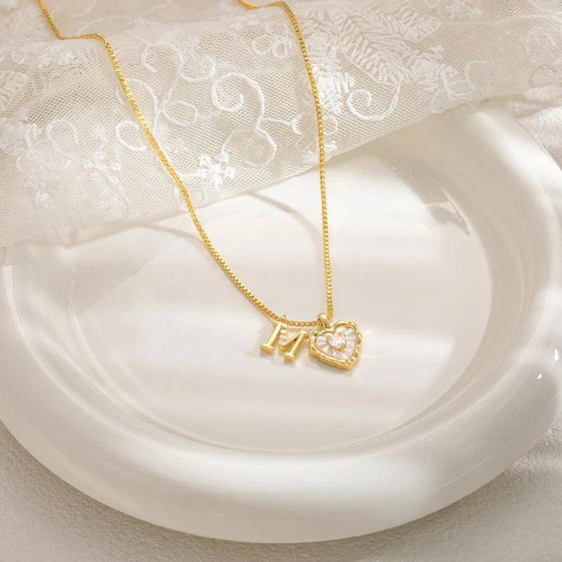 Scalloped Shell Heart Necklace - Image 5