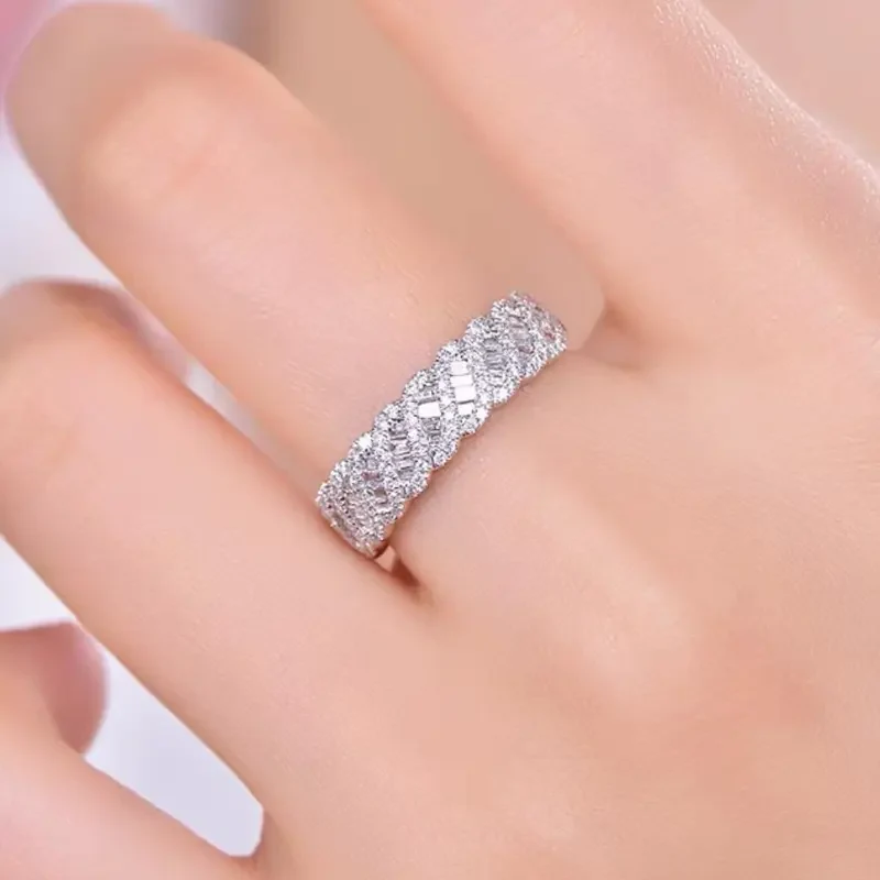 Shiny Twist Zirconia Ring - Image 2