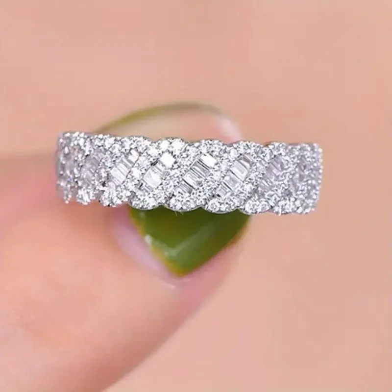 Shiny Twist Zirconia Ring - Image 3