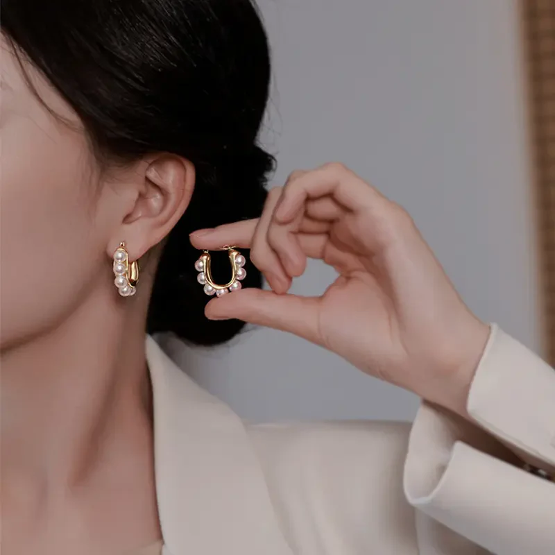 U-Shaped Pearl Hoop Earrings - Image 3