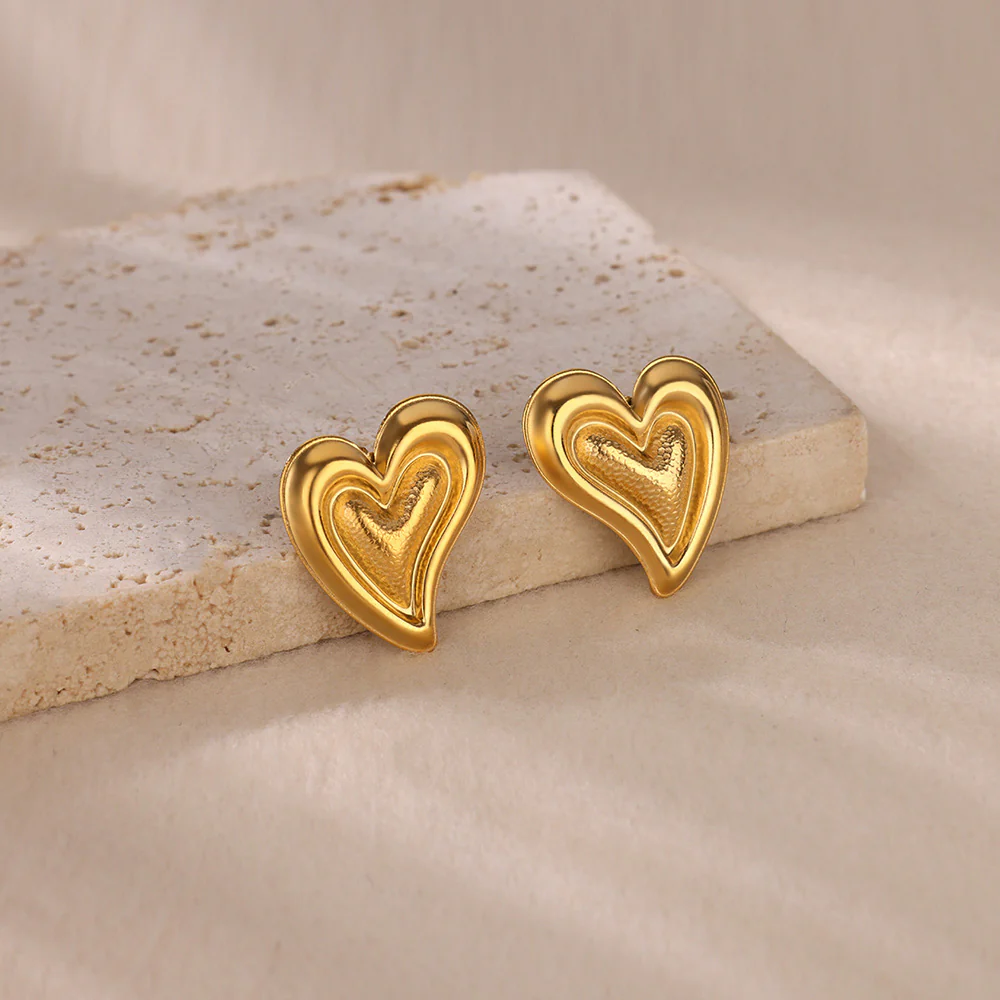 Textured Heart Hoop Earrings - Image 3