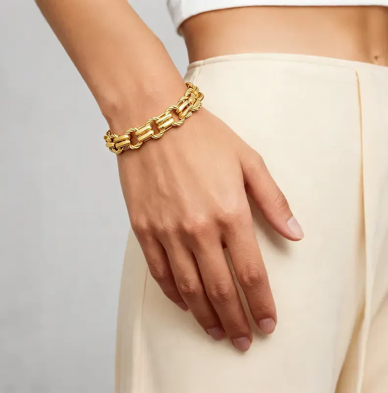 Trendy Retro Bracelet - Image 2
