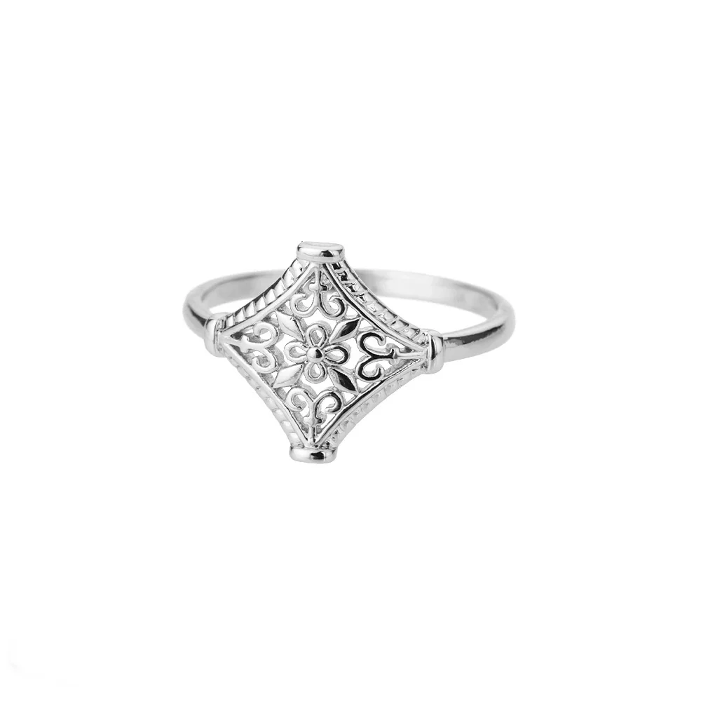 Vintage Floral Star Ring - Image 2