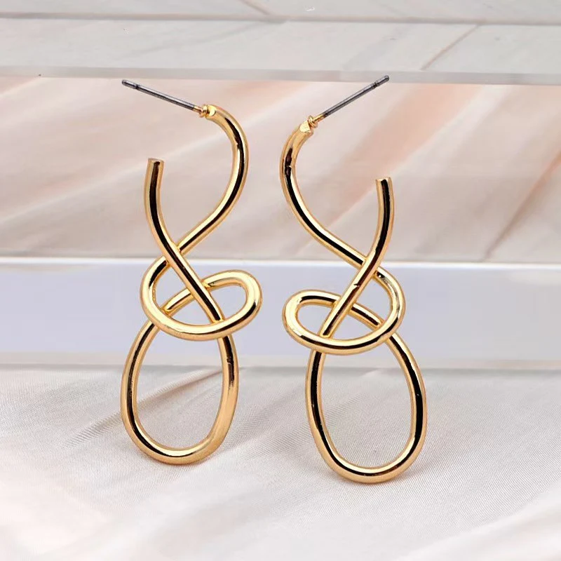 Vintage Knotted Dangle Earrings - Image 3
