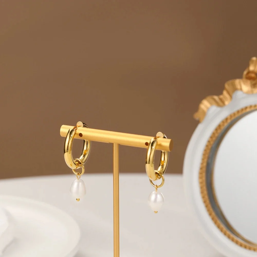 Vintage Pearl Drop Earrings - Image 3