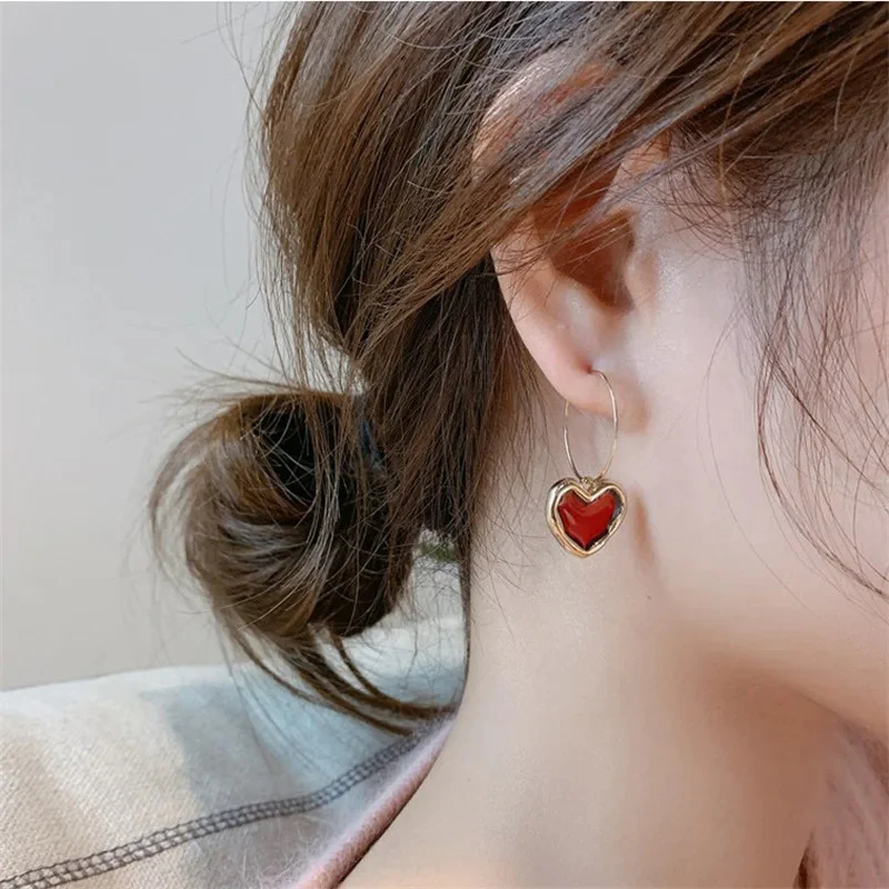 Vintage Red Love Heart Earrings - Image 3