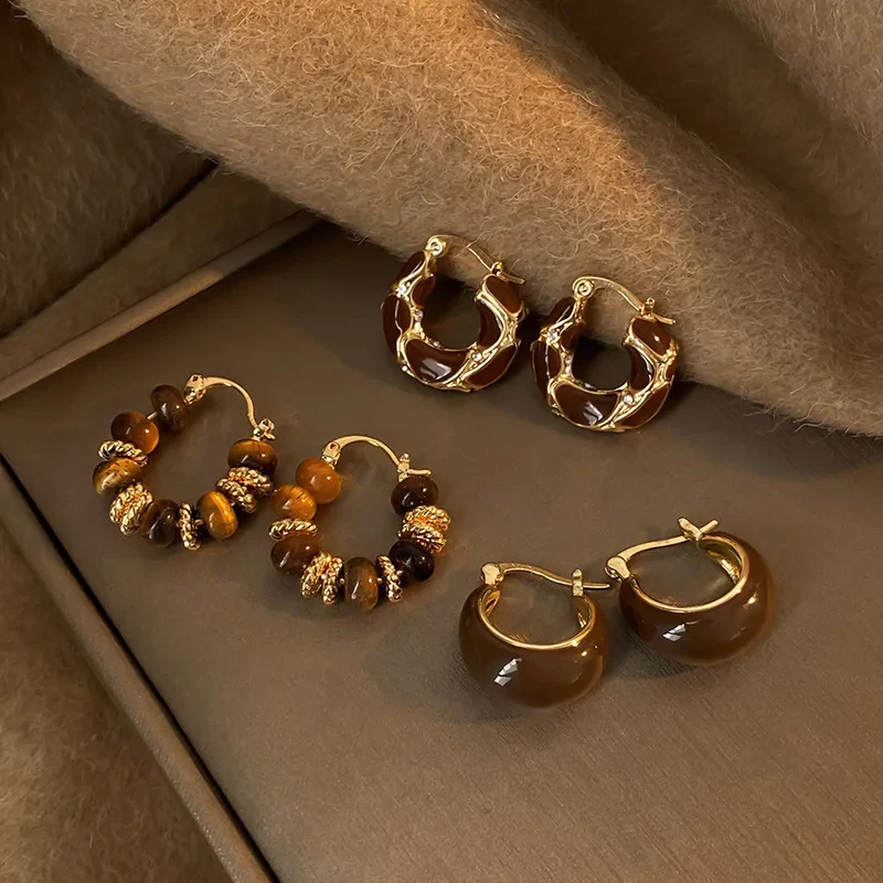 Vintage U-Shaped Hoop Earrings - Image 2