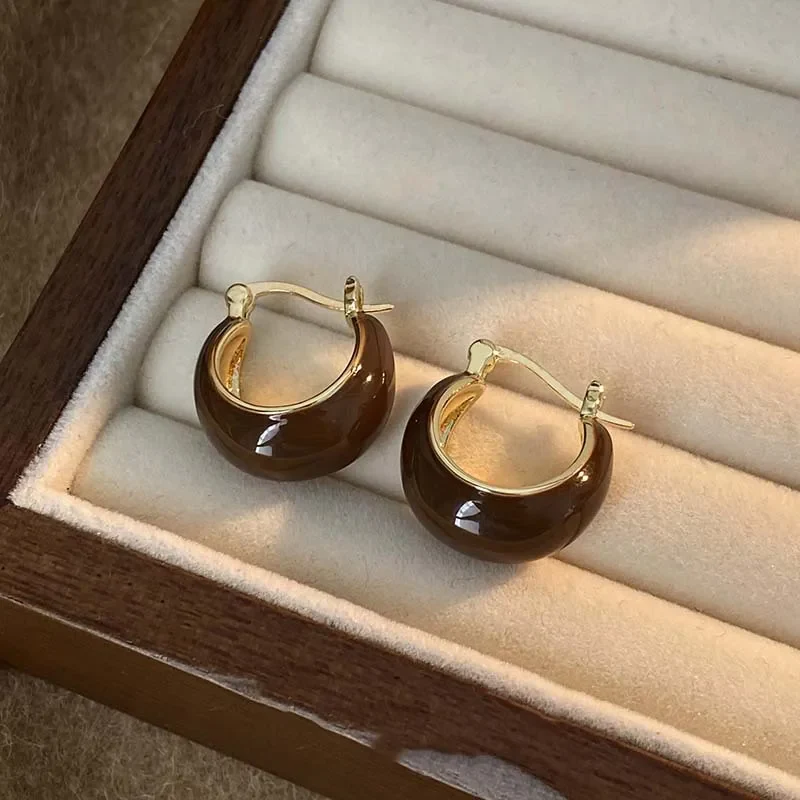 Vintage U-Shaped Hoop Earrings - Image 8