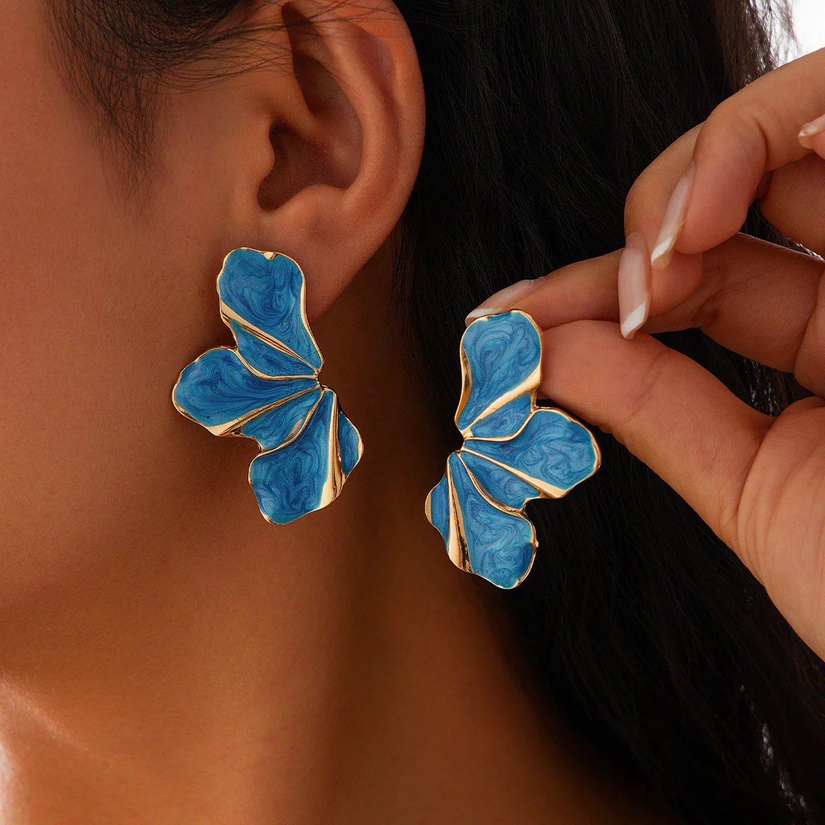 White Abstract Petal Statement Earrings - Image 2